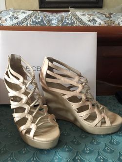 BCBG sandals Size 7