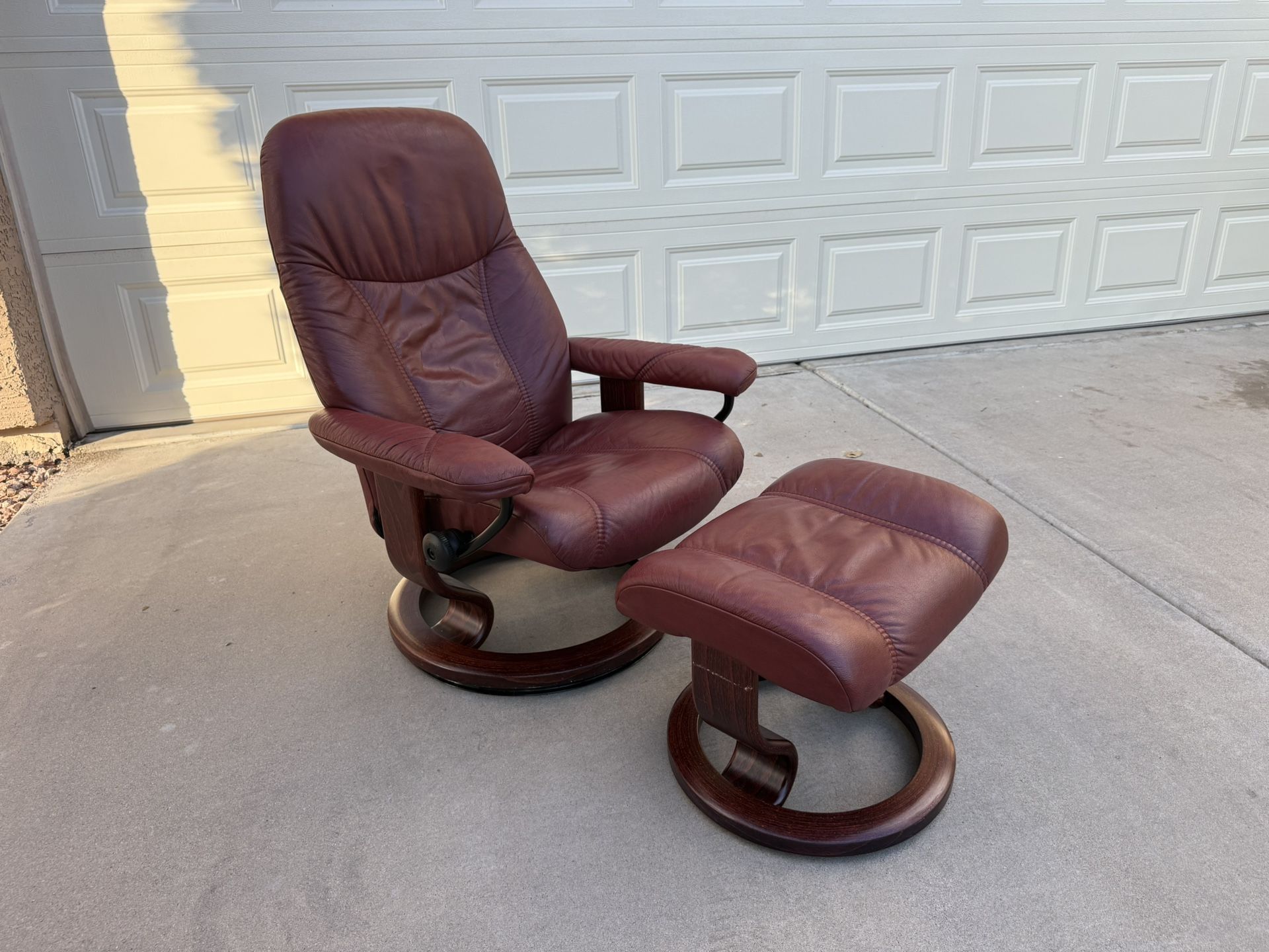Ekornes Stressless “ Diplomat “ Recliner and Ottoman