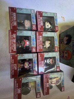 One piece 8 funko minis figures