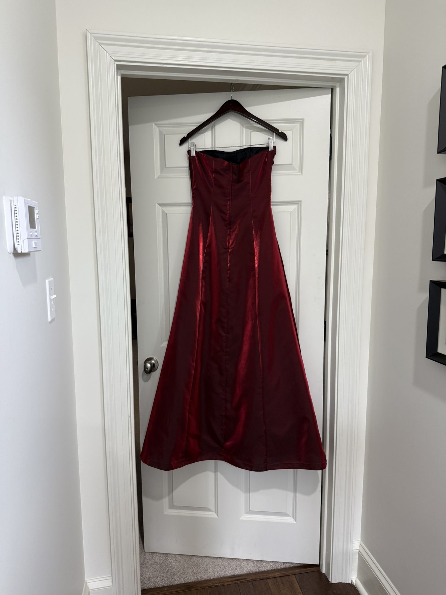 Beautiful Burgundy Formal Dress 