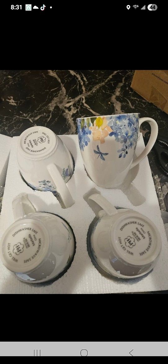 New// Nuevas 