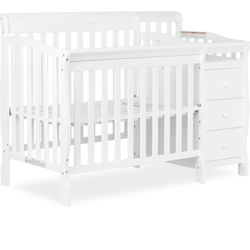 4 In 1 Baby Crib (Unopened Box)