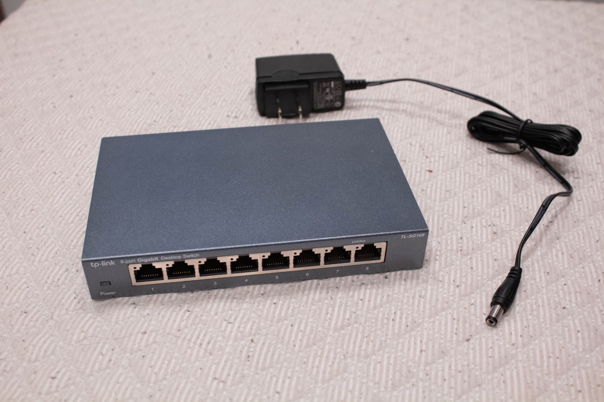 Tp-Link 8-port Gigabit Desktop Switch