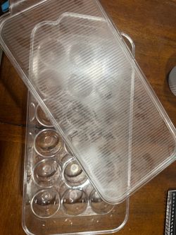 Egg holder