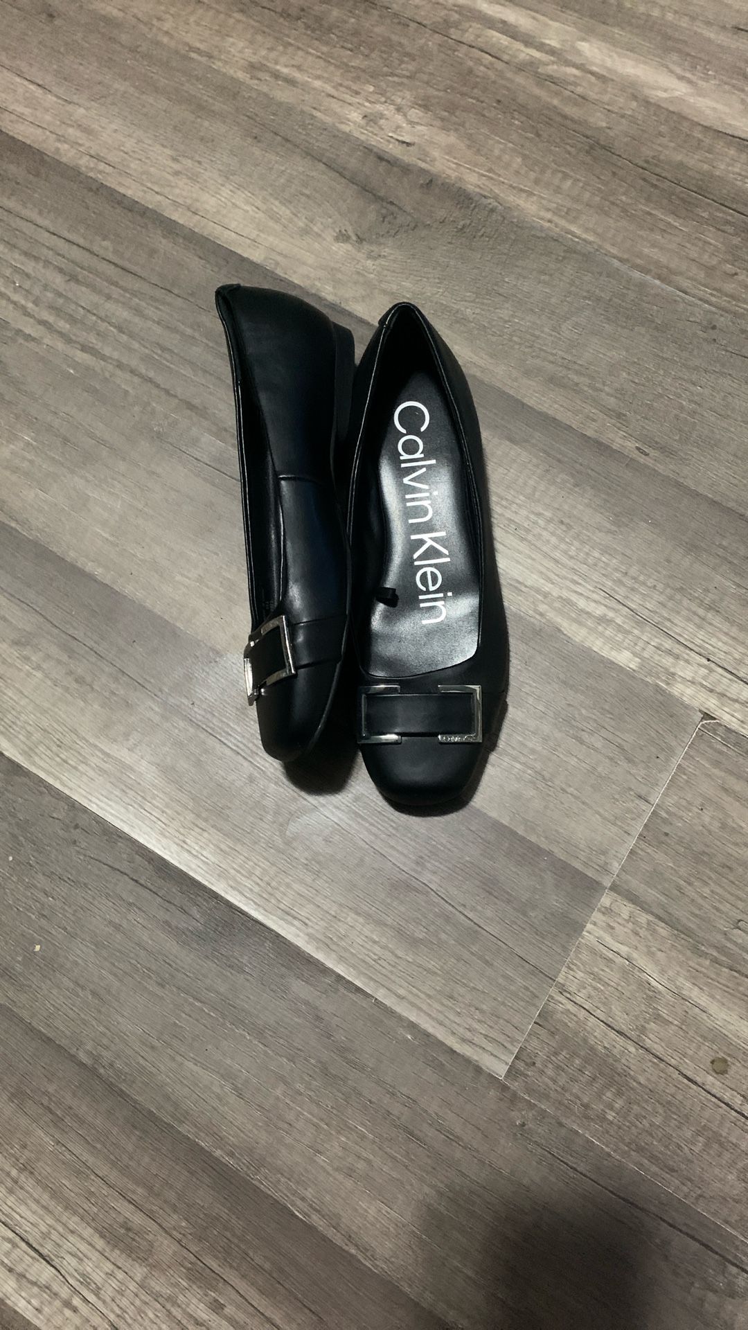 Ladies Size 5 1/2 Calvin Klein Black Flats