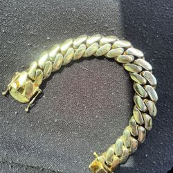 Cuban Link Bracelet 10k 