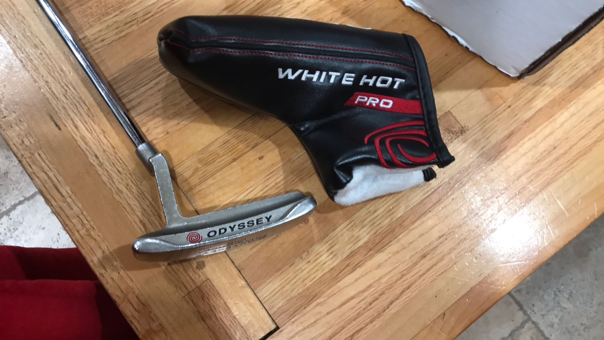 Odyssey putter, dual force, 660 Great shape 35 inch head cover