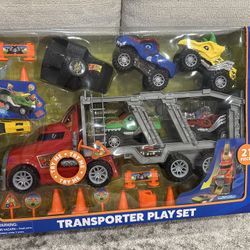 BRAND NEW 21 PIECE TRANSPORTER PLAY SET 