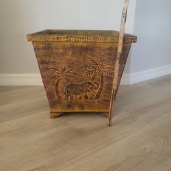 Metal Planter