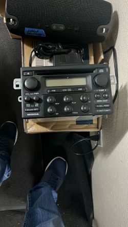 Honda Accord OEM stereo/ CD Player