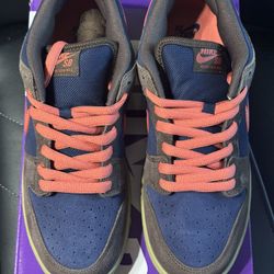 Nike Dunk Low SB “Baroque Brown Adobe” Size 10.5