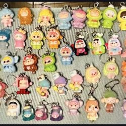 3D key chains pop mart disney and san rio  we also have alot to choose from big veriaty of things 3 Dollars Each Or 2 for 5 