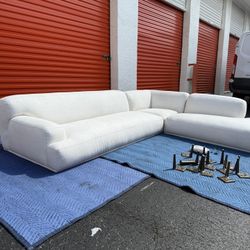 Used Less Than 30 Days Abisko 113" Right L-Shaped Sectional-Quartz White 