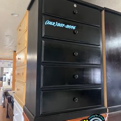 Dresser Black Solid Wood 5 Drawer With Lock Included-FULLY ASSEMBLED