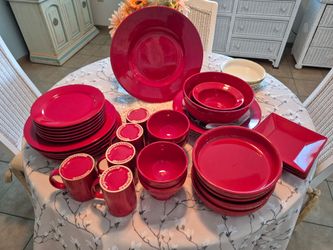 Set of Waectersbach dishes