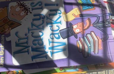 MY WEIRD SCHOOL BOOK