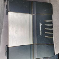 Pioneer Amp
