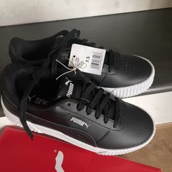 New Pumas For Woman’s Or Girls 7.5 