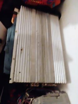 Amplifier 1000 Watts