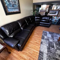 Electric Reclinable Living Room 