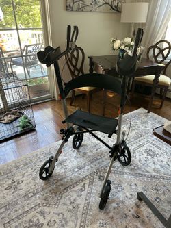 Foldable walker