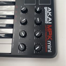 Keyboard Piano