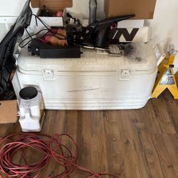 Large Igloo Cooler 