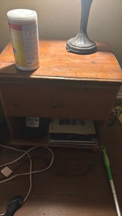 Free night stand