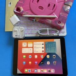 Apple IPad 7th Generation (10.2” Retina /Latest IOS 18/ 2019 model) 32GB with stylus pen, keyboard, case & Accessories (128GB $299)
