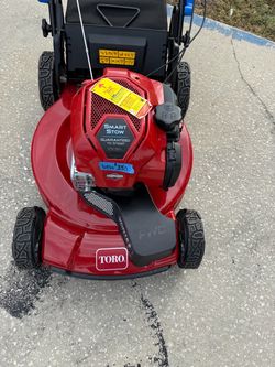 Toro  22-in Gas Self-propelled lawn mower