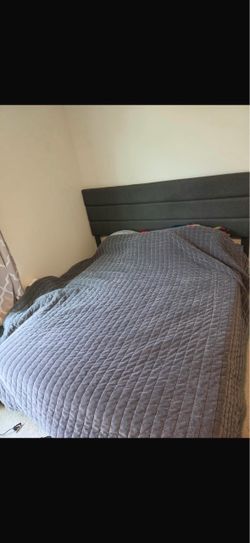 King size bed and Queen size mattress