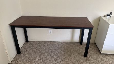 Desk /Table for sale