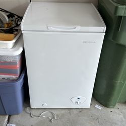 Insignia Freezer.