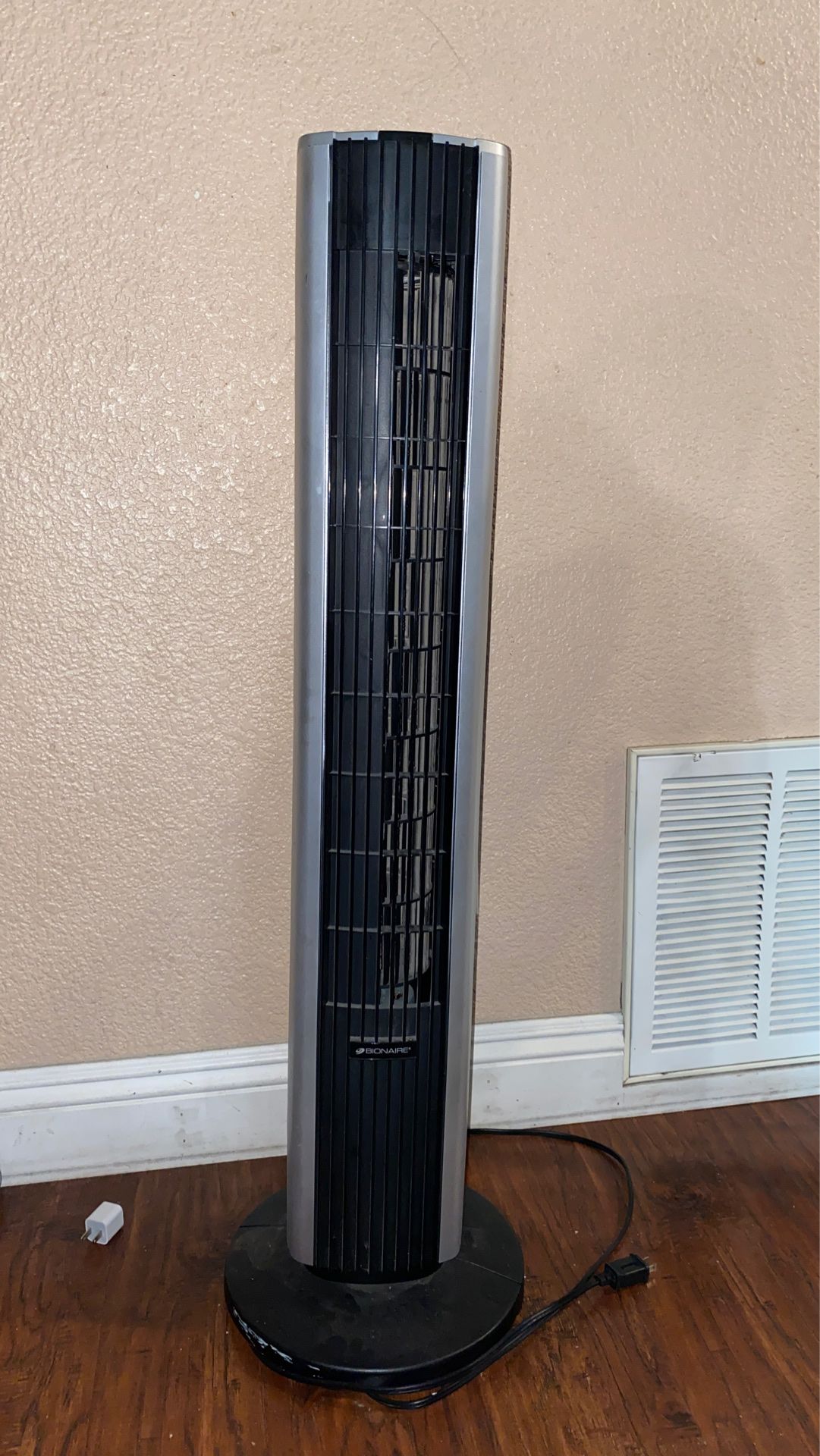 Fan /Bionaire 3 speeds tower fan/black and silver