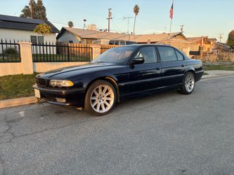 2001 BMW 740iL