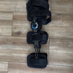 Knee Brace Good Condition Cash Only 