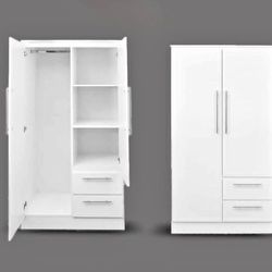 Armoire. 🏷 Armario. 