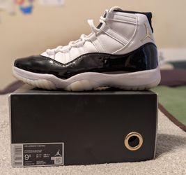 Air Jordan Retro 11 Gratitude Size 9 1/2