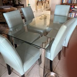 Dining Room Table and Chairs