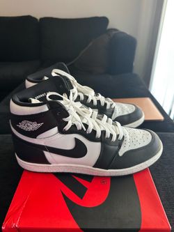 Jordan 1 black white