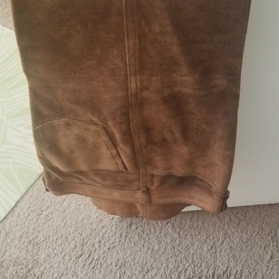 Buckskin Casual. Best Offer!!