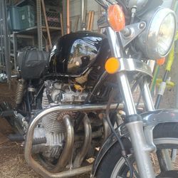 82 Suzuki 850 