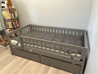 Twin Bed With Double Drawers