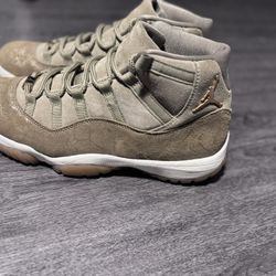 Jordan 11 Women’s Olive Lux - Size 12