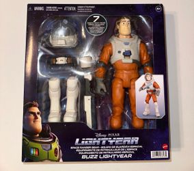 Disney Pixar BUZZ LIGHTYEAR 12” Figure Movie SPACE RANGER GEAR 7 Pieces 2022 NEW