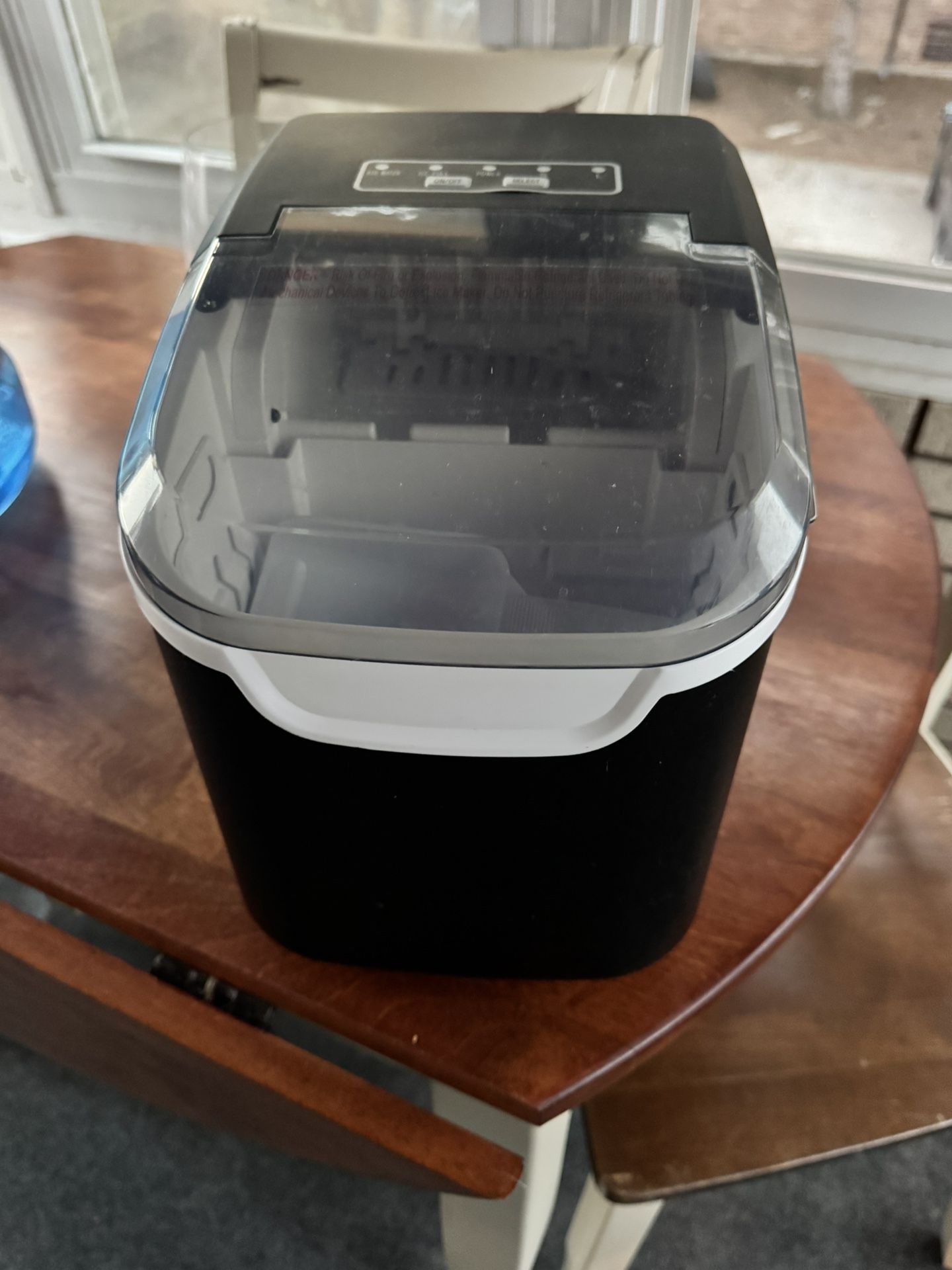 Ice Maker