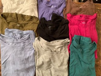 GAP - Women’s Size S - T-Shirts - Jersey