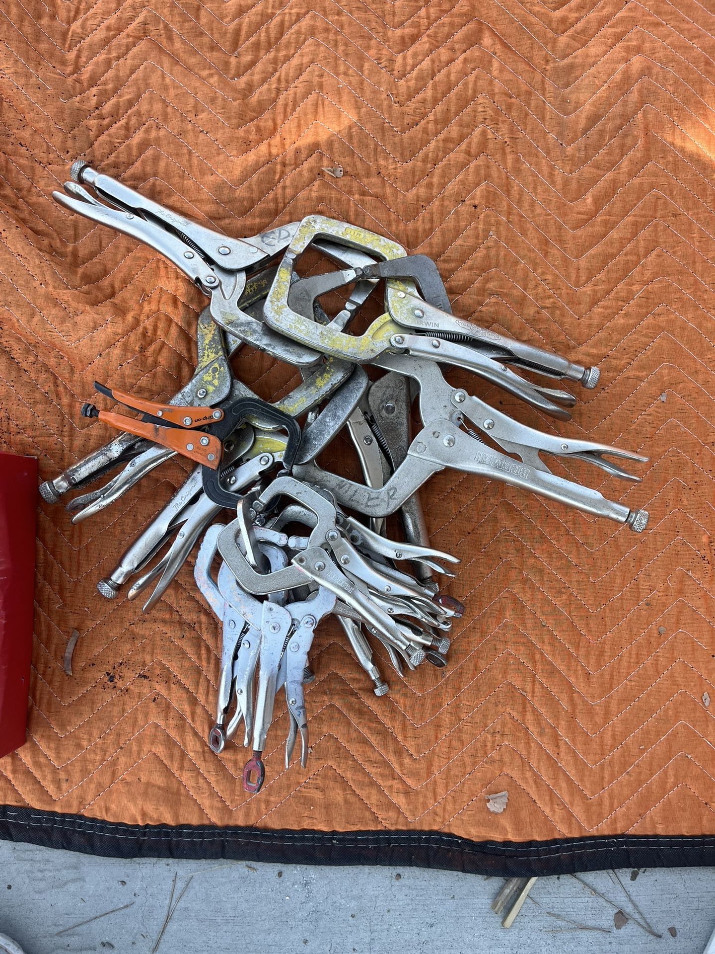 Big Clamps And Small Clamps For Steel Stud Framers