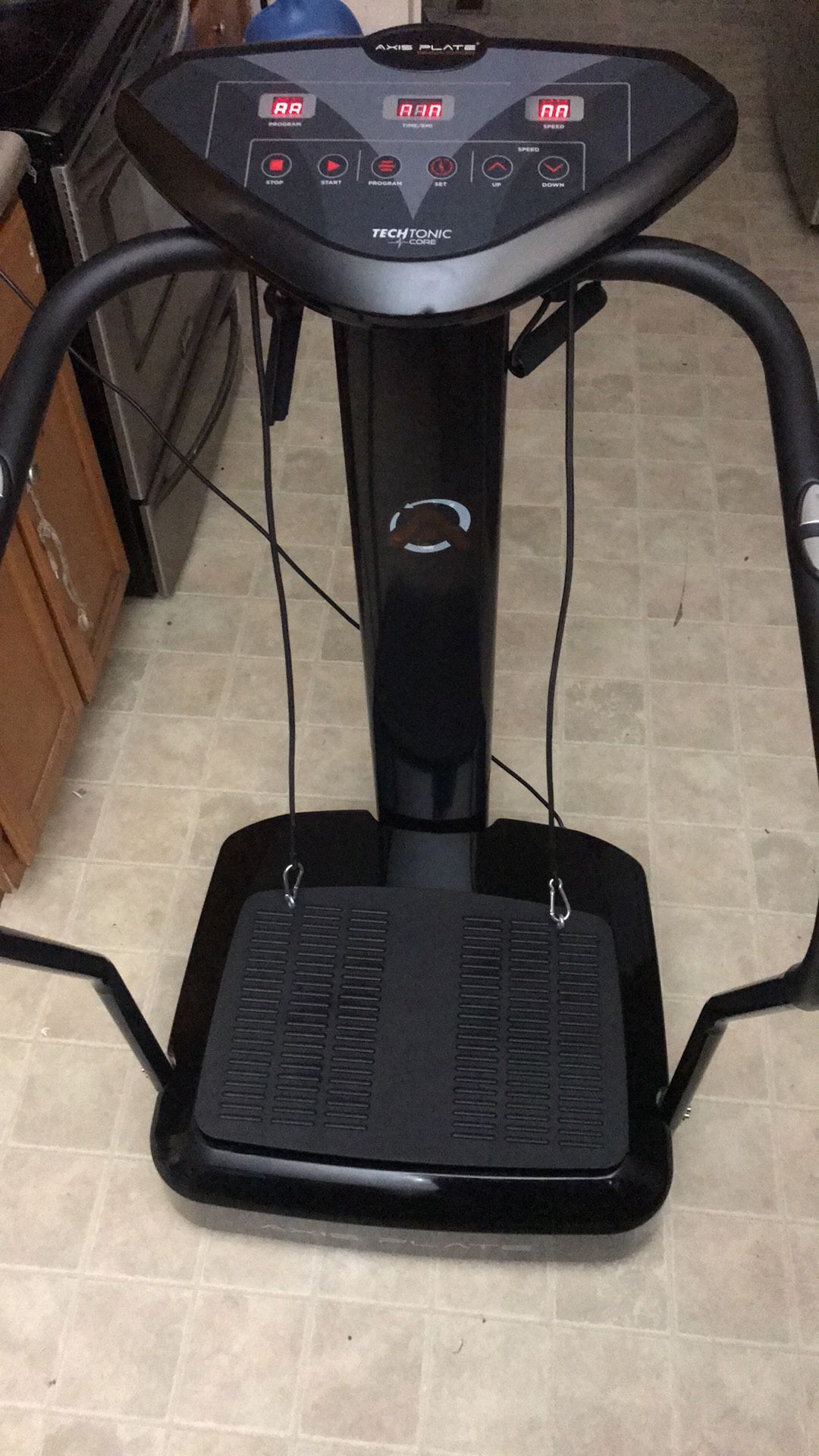 AXIS Plate Whole Body Exercise Vibrating Machine For Weight Loss