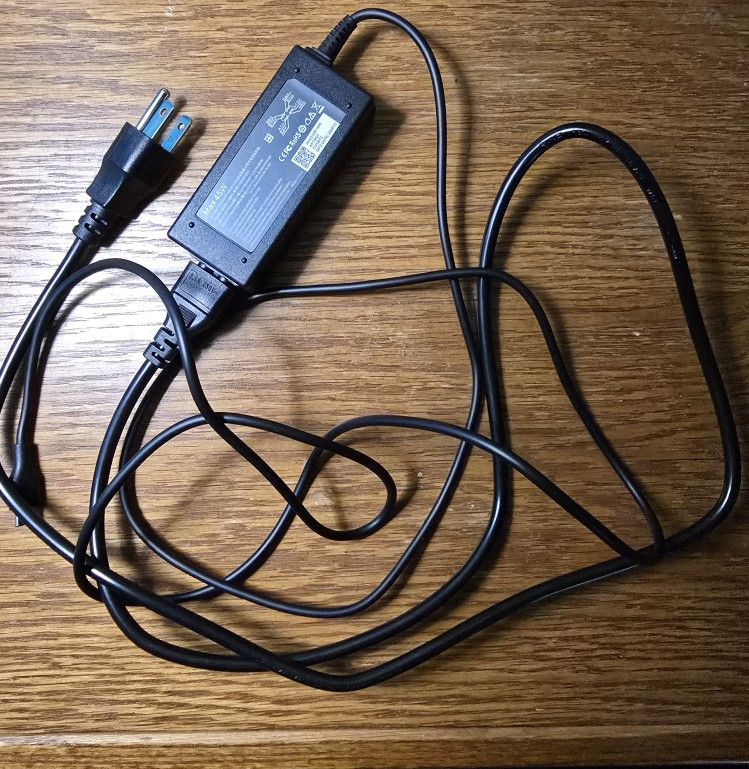 USB C Laptop/Phone Charger 45W